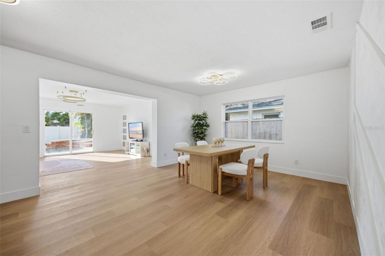 5700 Venetian Boulevard Ne, Saint Petersburg, FL 33703 Photo