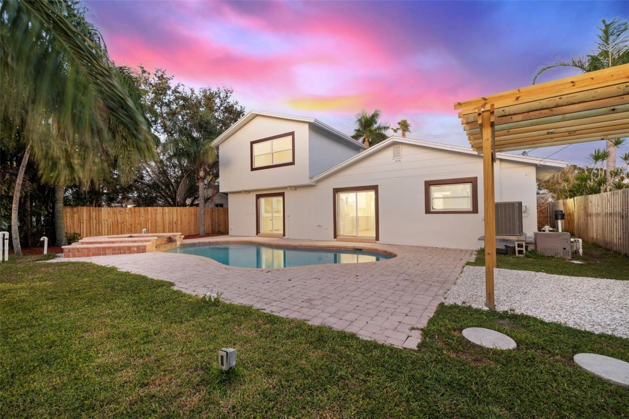 5700 Venetian Boulevard Ne, Saint Petersburg, FL 33703 Photo