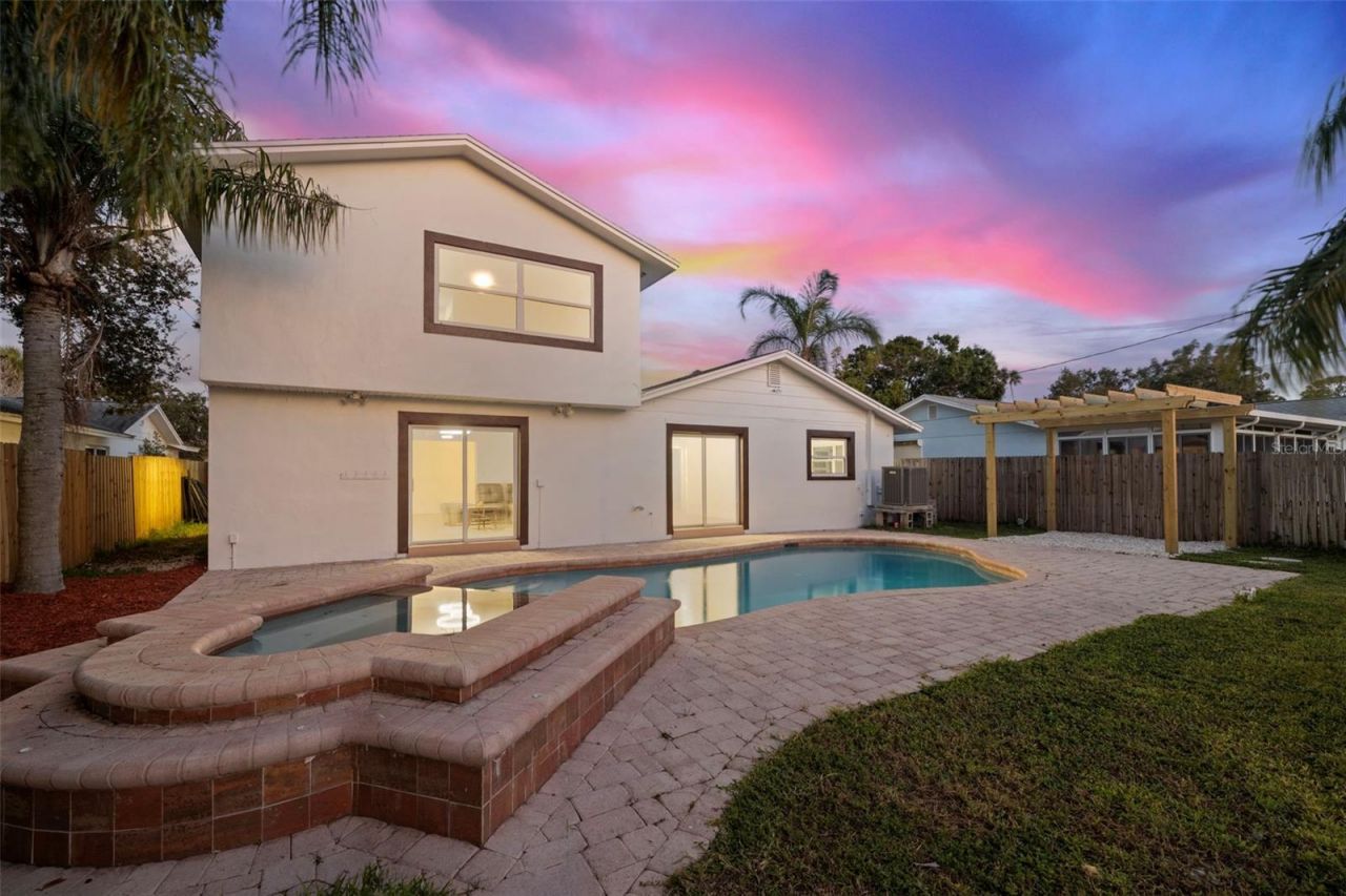 5700 Venetian Boulevard Ne, Saint Petersburg, FL 33703 Photo