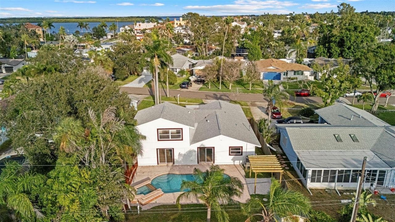 5700 Venetian Boulevard Ne, Saint Petersburg, FL 33703 Photo