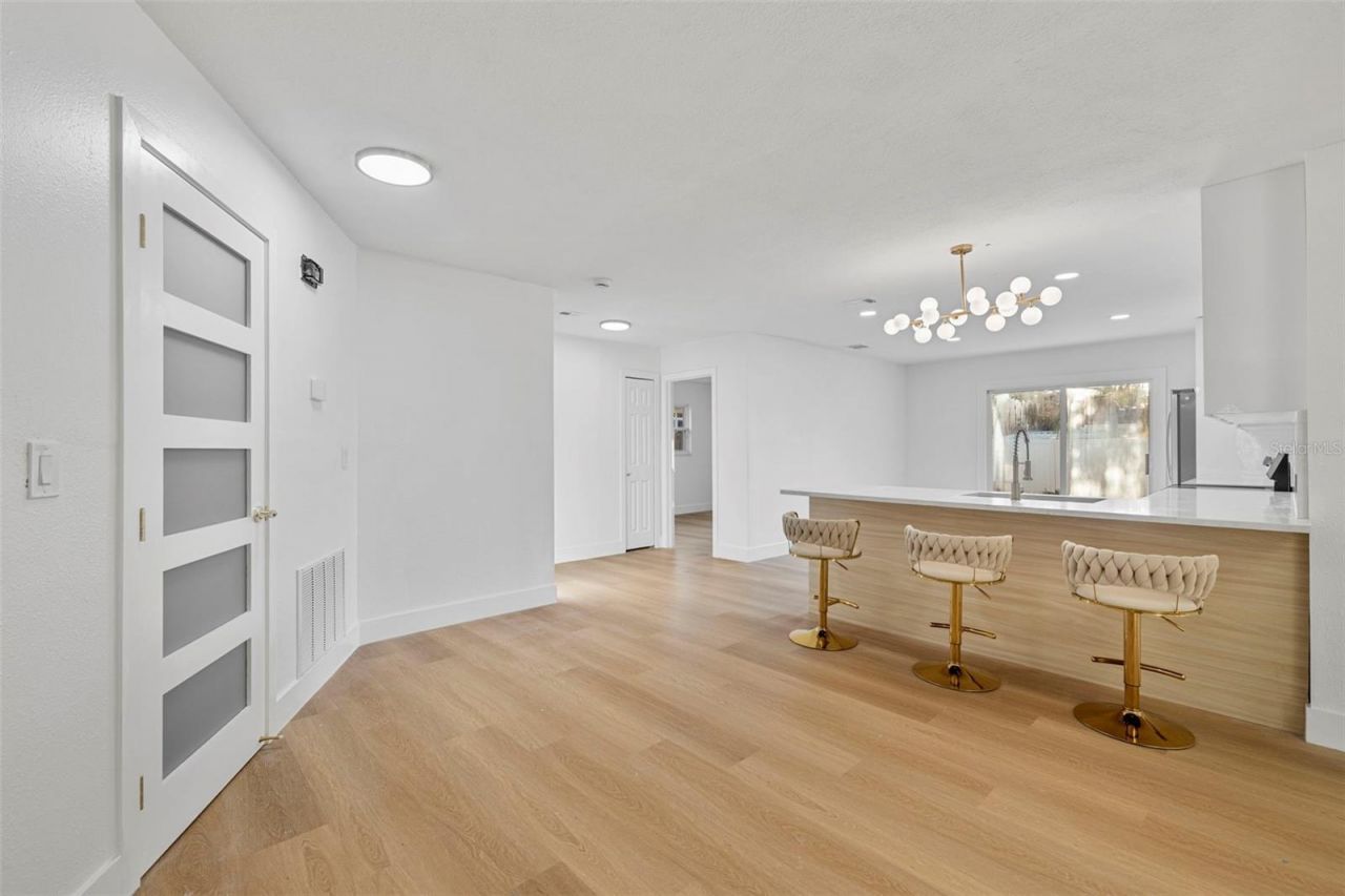 5700 Venetian Boulevard Ne, Saint Petersburg, FL 33703 Photo