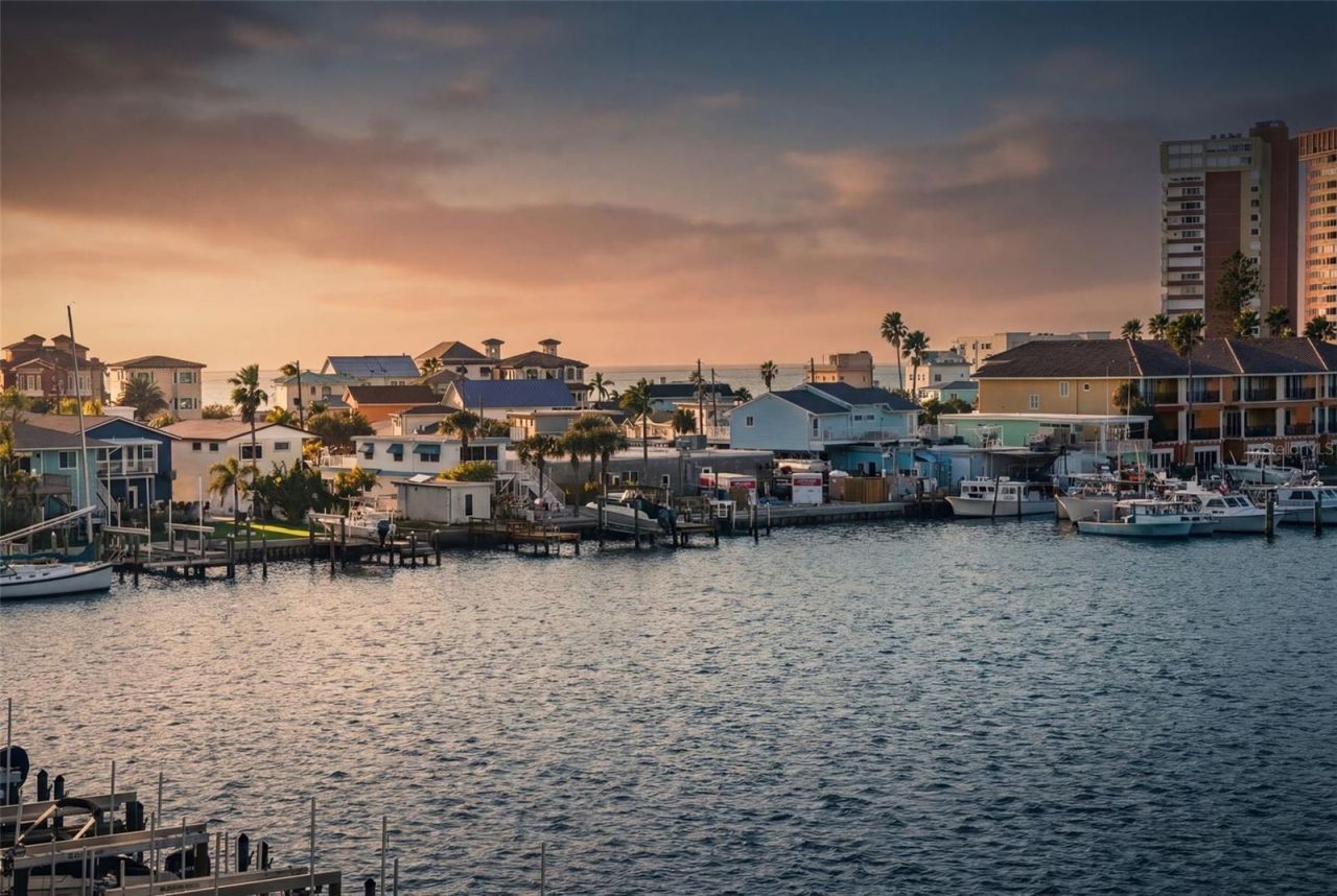 17735 Gulf Boulevard, Unit 405, Redington Shores, FL 33708 Photo