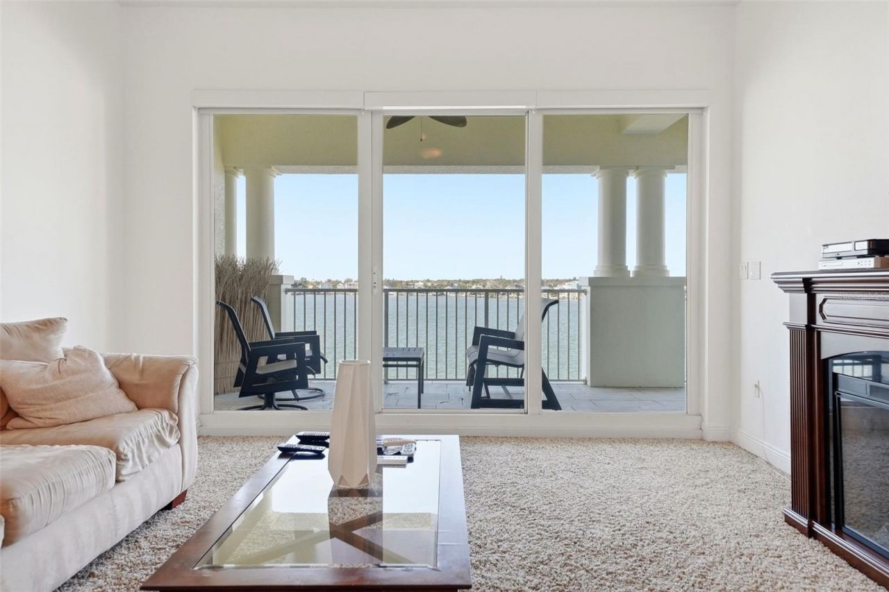17735 Gulf Boulevard, Unit 405, Redington Shores, FL 33708 Photo