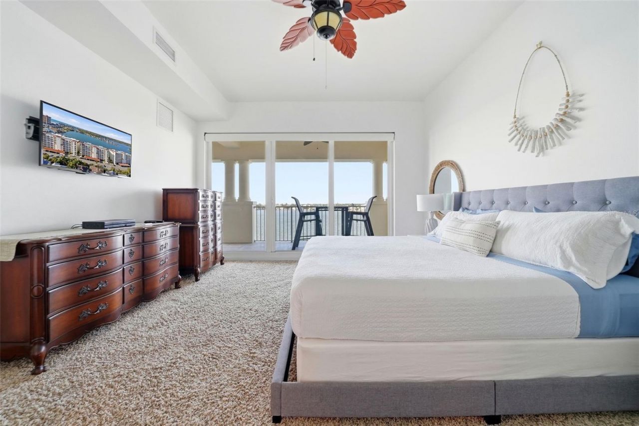 17735 Gulf Boulevard, Unit 405, Redington Shores, FL 33708 Photo