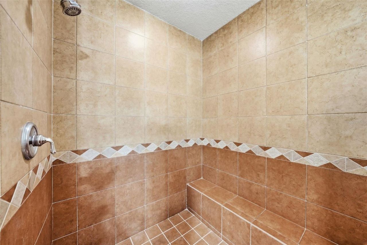 17735 Gulf Boulevard, Unit 405, Redington Shores, FL 33708 Photo