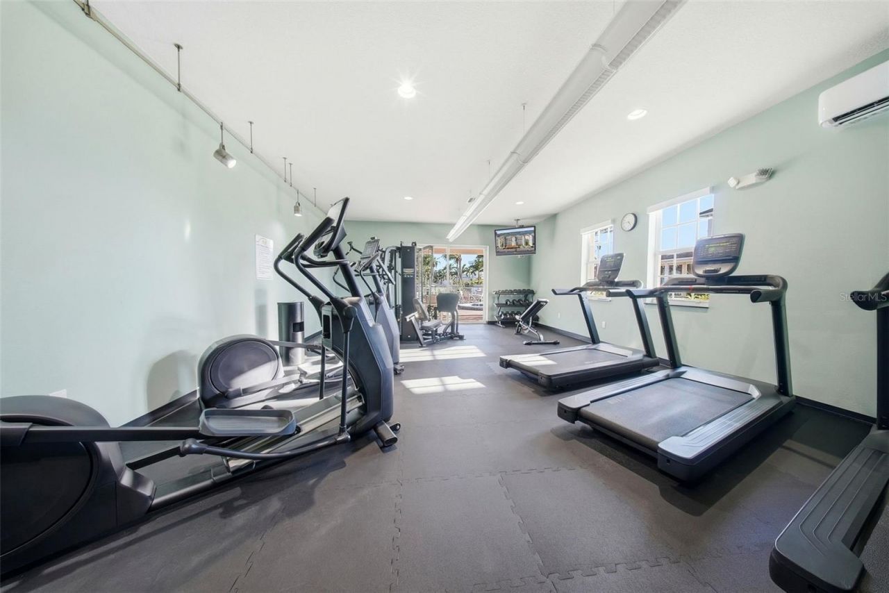 17735 Gulf Boulevard, Unit 405, Redington Shores, FL 33708 Photo