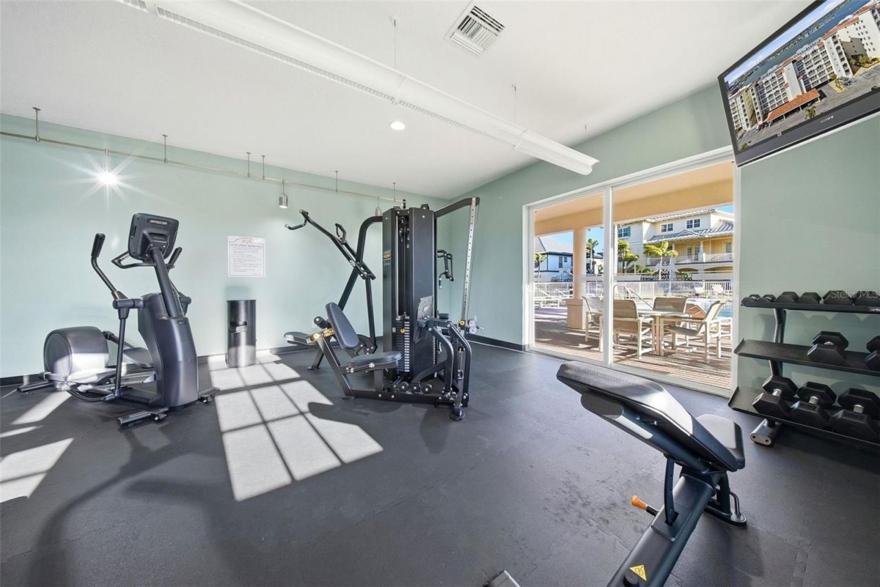 17735 Gulf Boulevard, Unit 405, Redington Shores, FL 33708 Photo