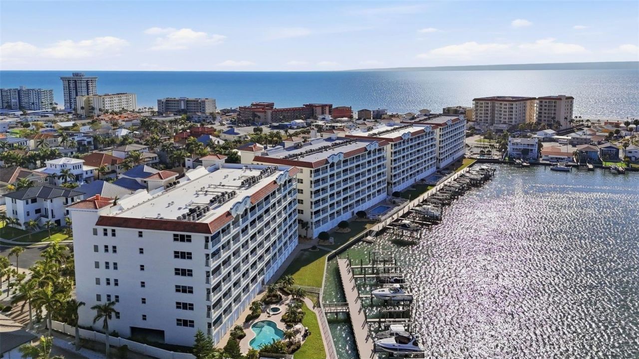 17735 Gulf Boulevard, Unit 405, Redington Shores, FL 33708 Photo