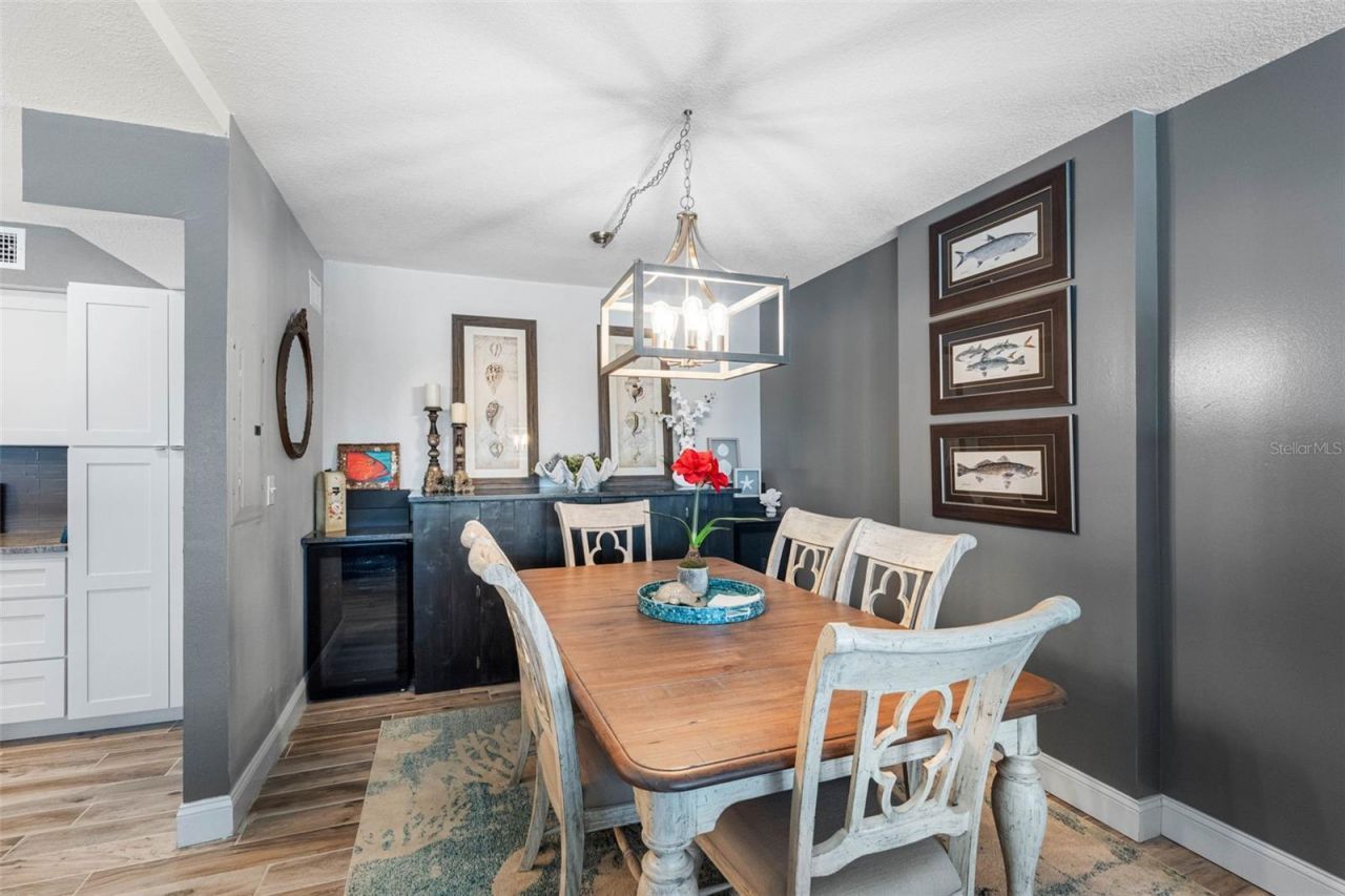 17400 Gulf Boulevard, Unit I3, Redington Shores, FL 33708 Photo