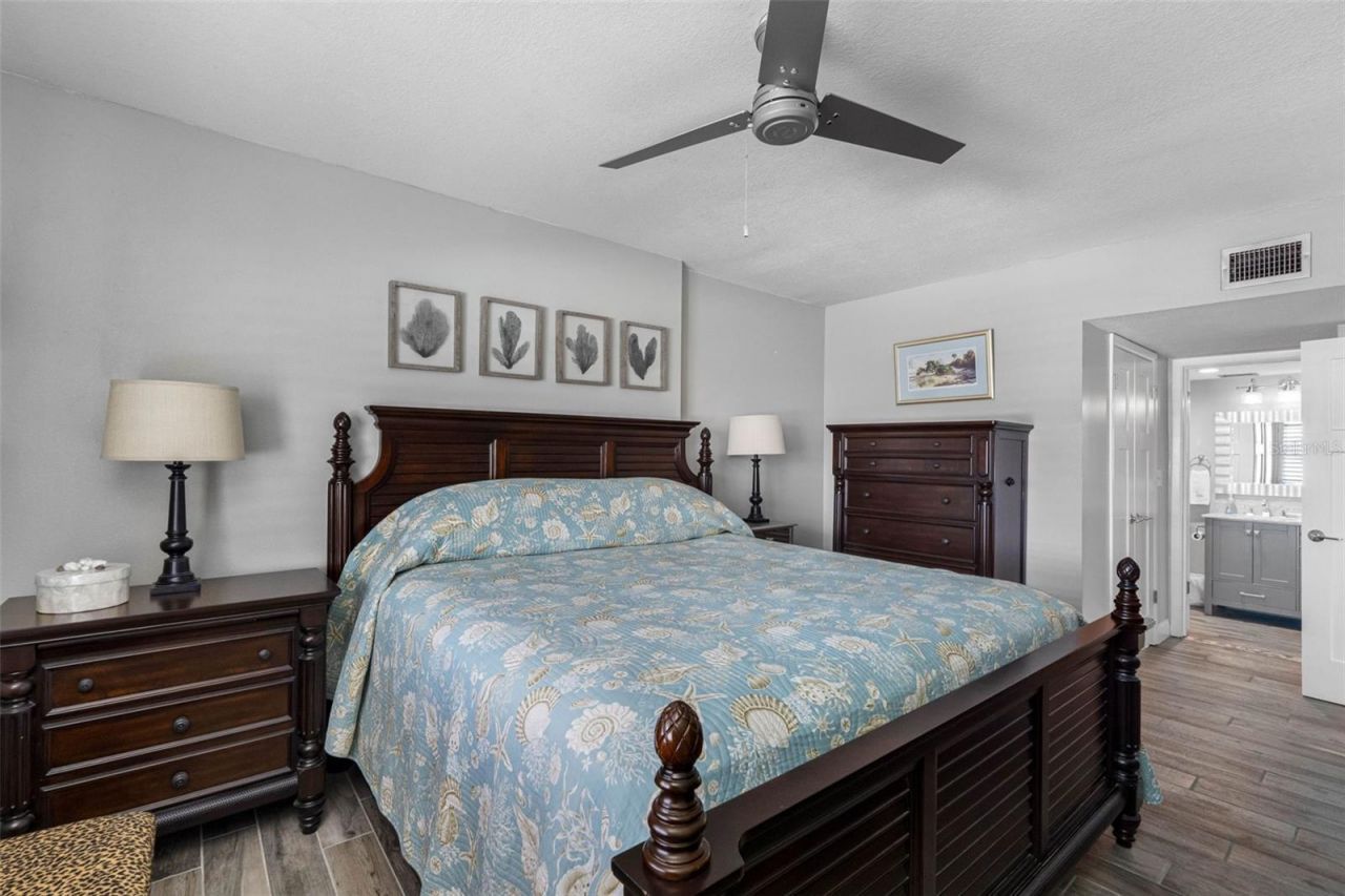 17400 Gulf Boulevard, Unit I3, Redington Shores, FL 33708 Photo