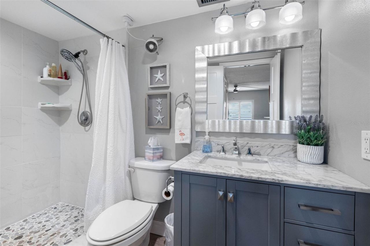 17400 Gulf Boulevard, Unit I3, Redington Shores, FL 33708 Photo