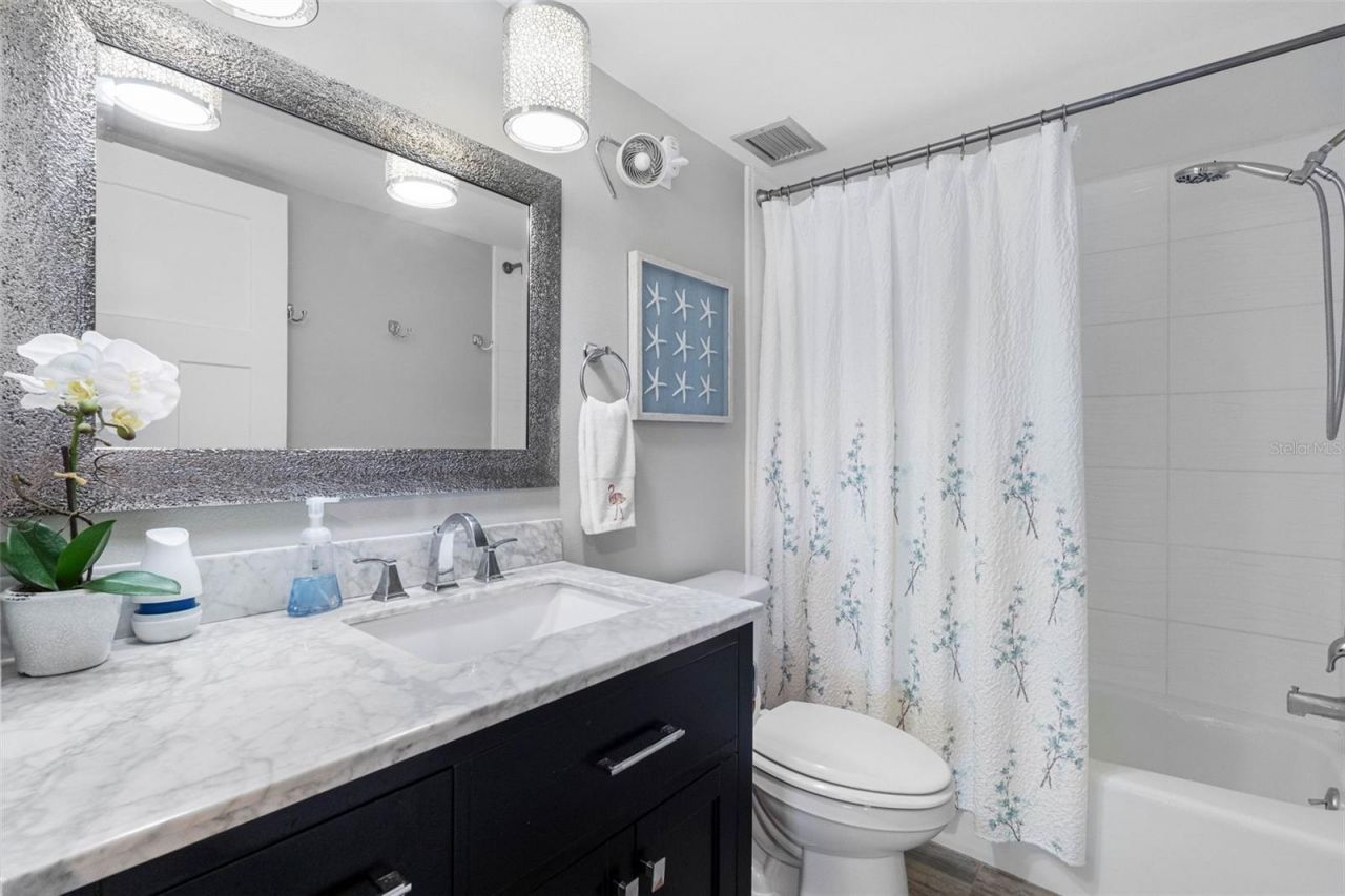 17400 Gulf Boulevard, Unit I3, Redington Shores, FL 33708 Photo