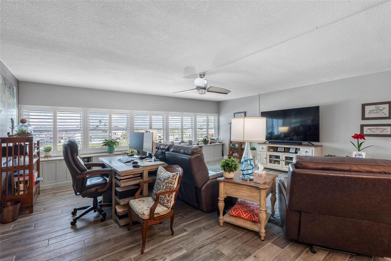 17400 Gulf Boulevard, Unit I3, Redington Shores, FL 33708 Photo