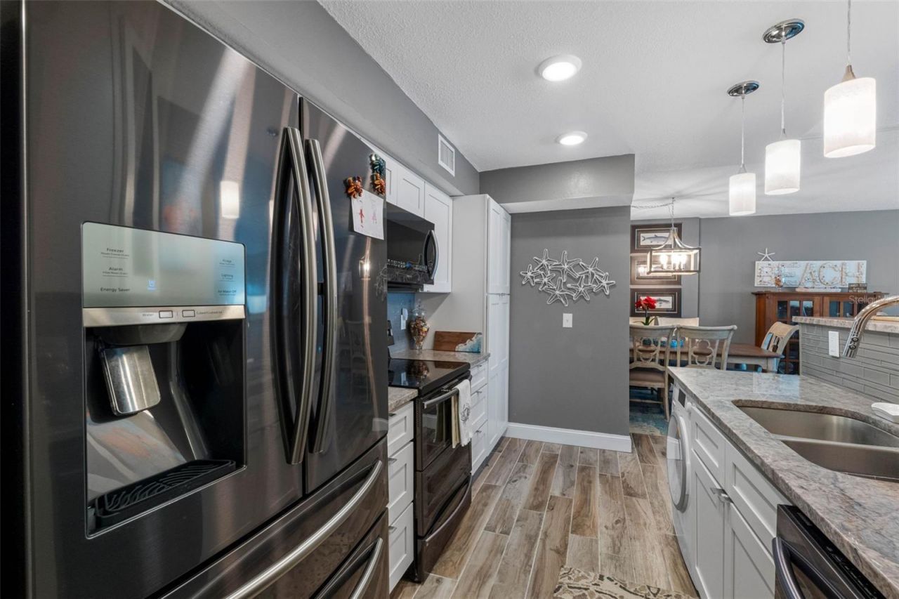 17400 Gulf Boulevard, Unit I3, Redington Shores, FL 33708 Photo