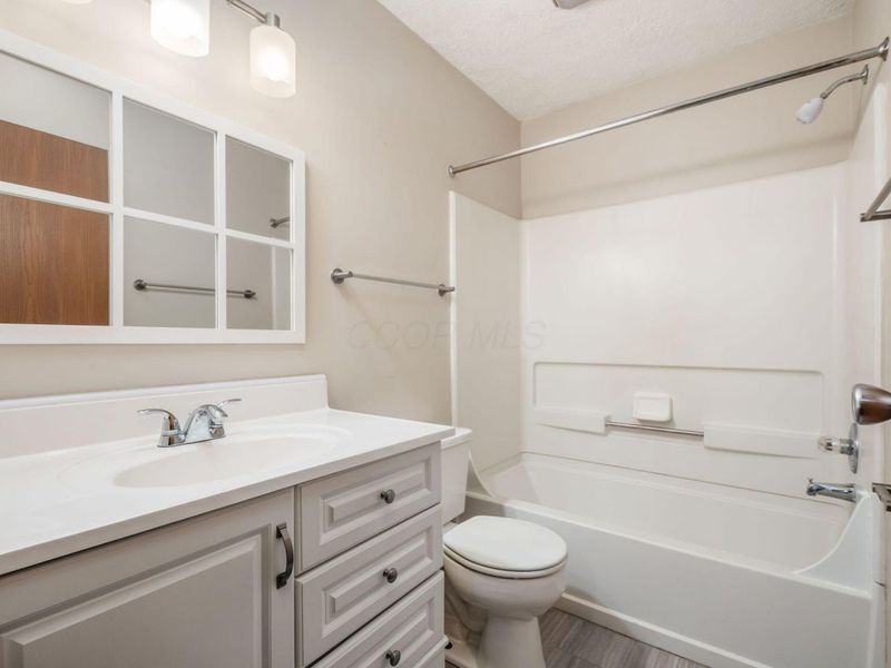 175 Macenroe Drive , Unit 32F, Blacklick, OH 43004 Photo 19