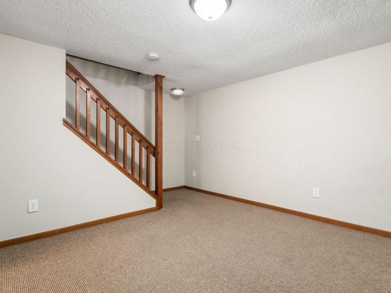 175 Macenroe Drive , Unit 32F, Blacklick, OH 43004 Photo 31