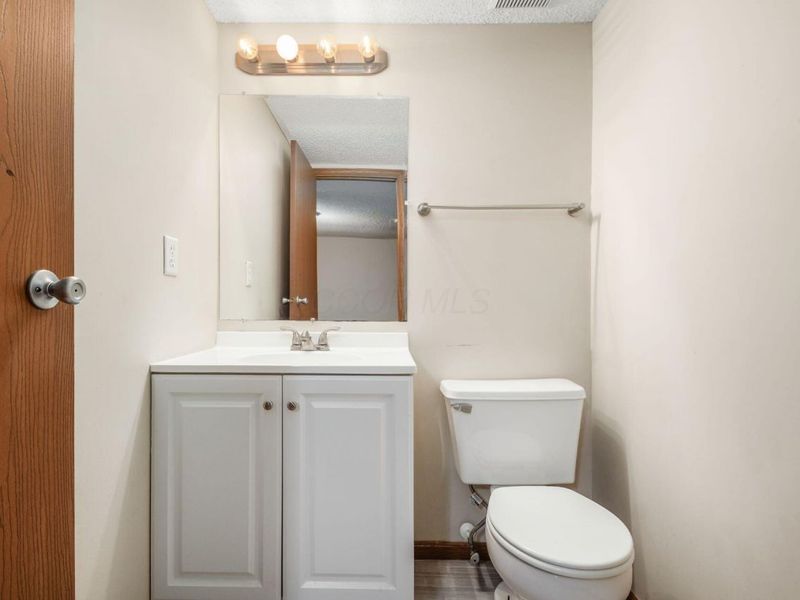 175 Macenroe Drive , Unit 32F, Blacklick, OH 43004 Photo 32