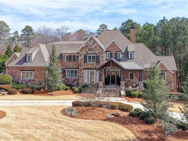 989 Crescent River Pass, Suwanee, GA 30024