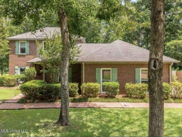 512 Dixton Drive, Brandon, MS 39047