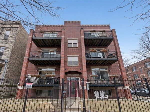 3241 W PALMER Street , Unit 1W, Chicago, IL 60647