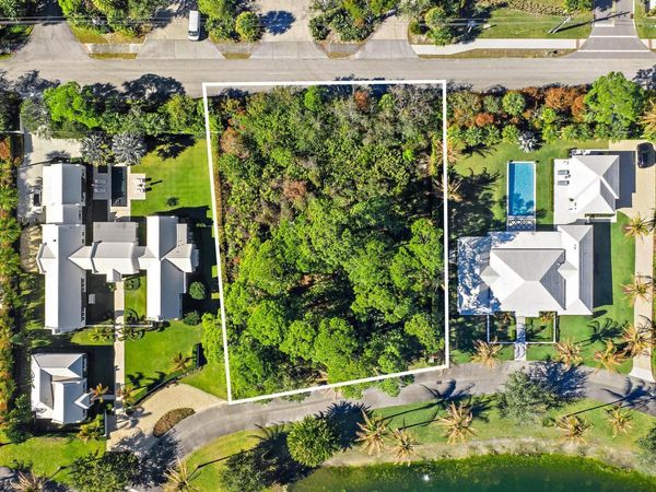 11783 SE Shell Avenue, Hobe Sound, FL 33455