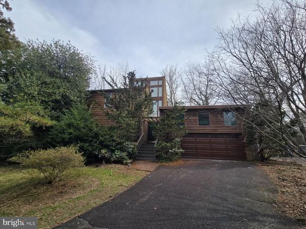 1528 PATHFINDER LANE, MCLEAN, VA 22101