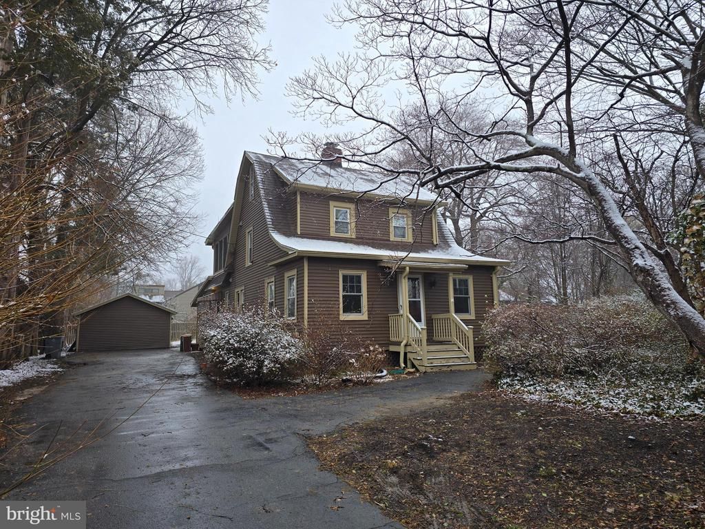 1616 CHAIN BRIDGE ROAD, MCLEAN, VA 22101