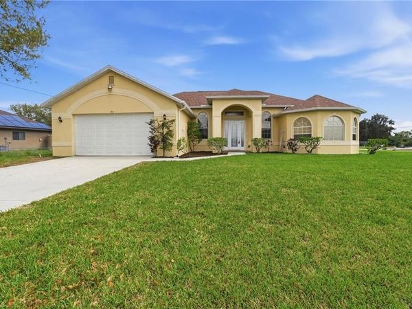 138 Pembroke ST, LEHIGH ACRES, FL 33974