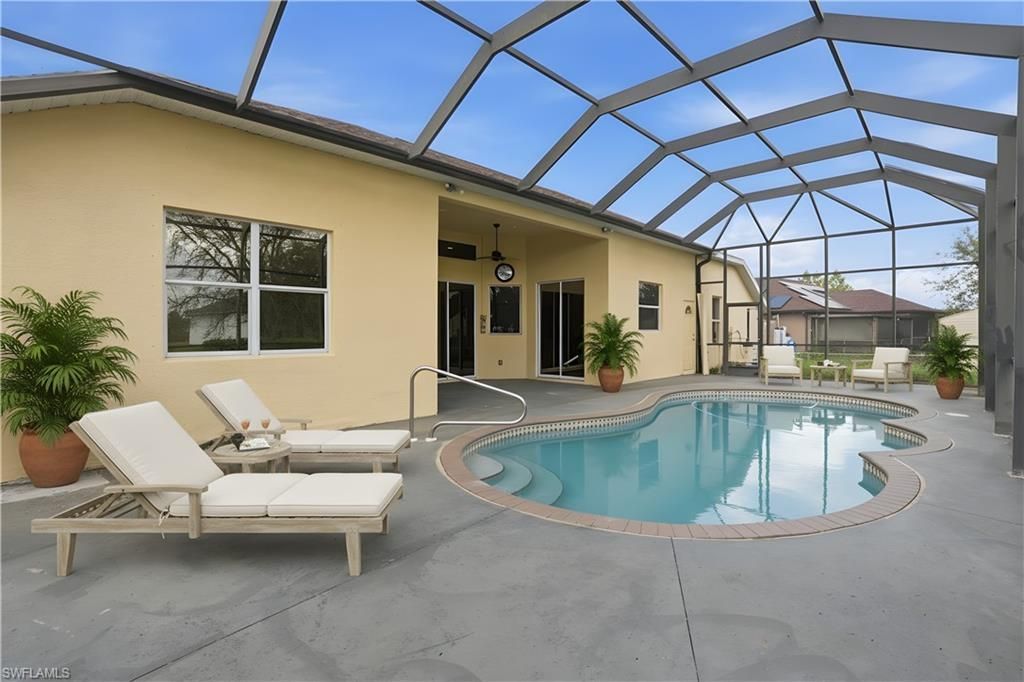 138 Pembroke St, Lehigh Acres, FL 33974 Photo