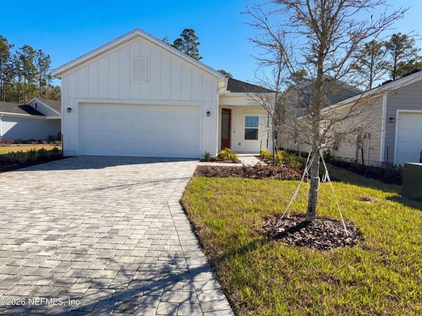 483 MURPHYS Drive, St. Johns, FL 32259