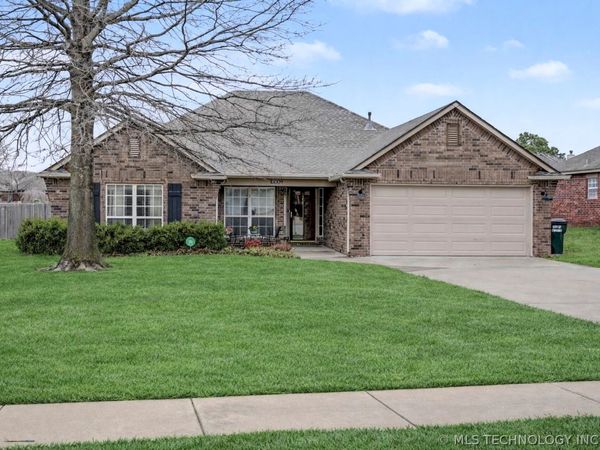10009 E 98th Street North, Owasso, OK 74055