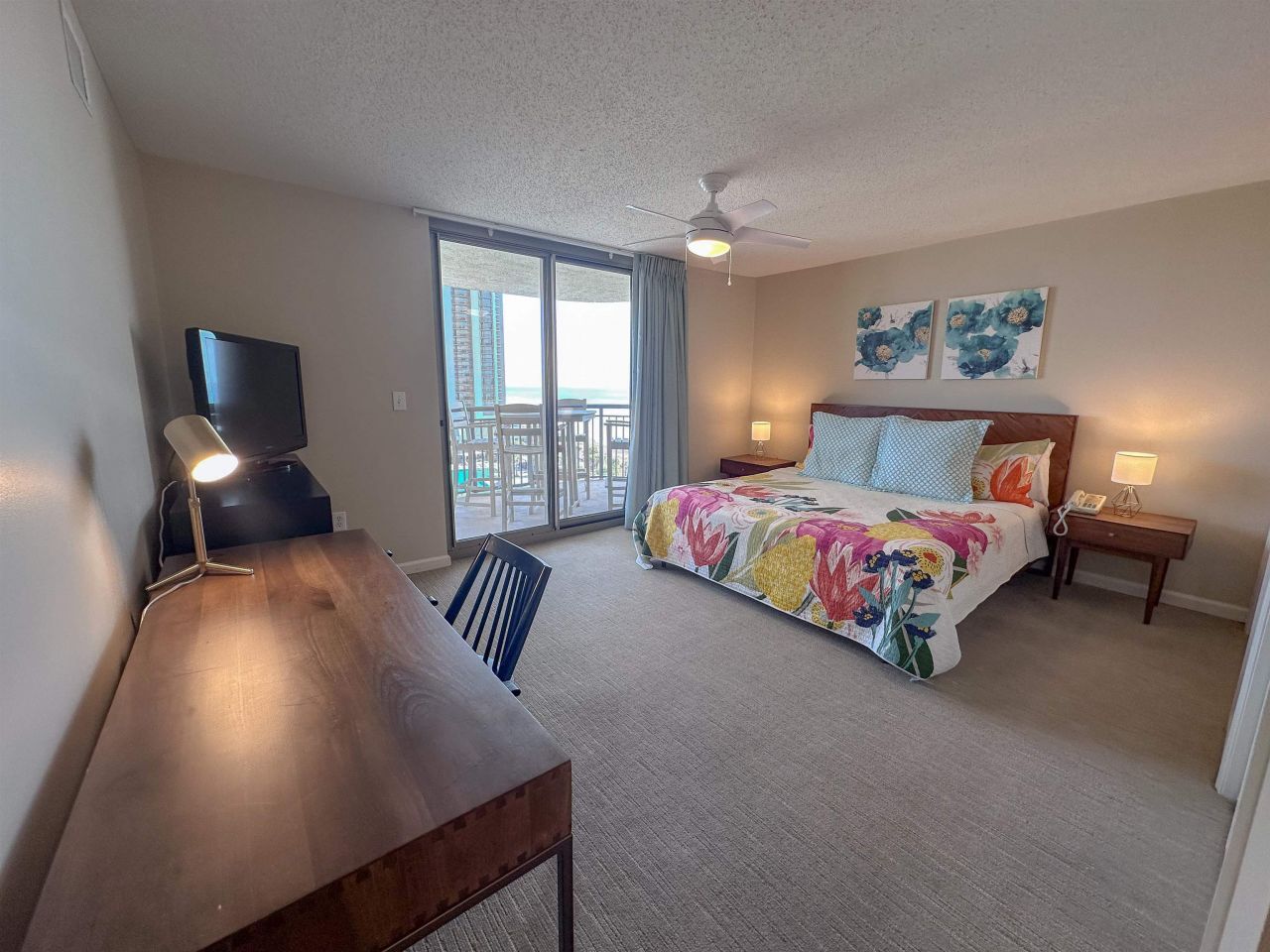 8560 Queensway Blvd.  Photo 19