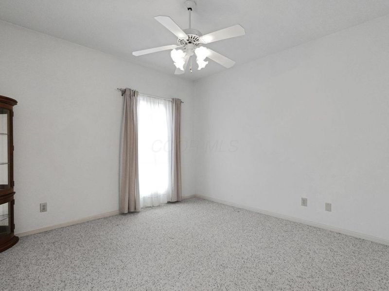 2500 Swan Drive , Grove City, OH 43123 Photo 13