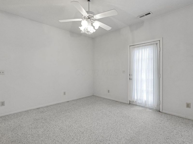 2500 Swan Drive , Grove City, OH 43123 Photo 7