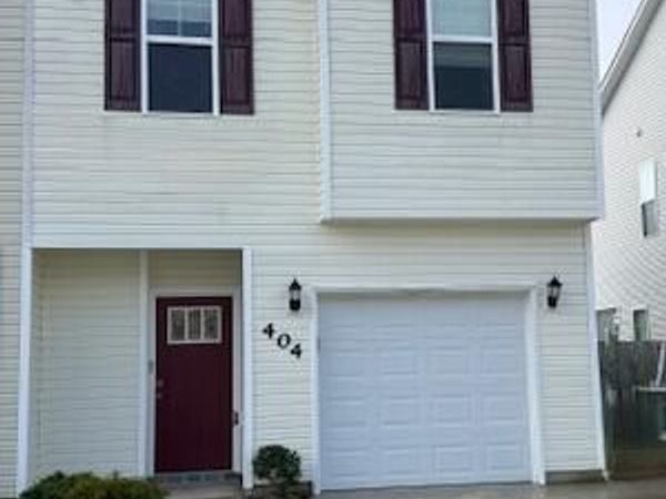 404 Vandemere Court , Holly Ridge, NC 28445