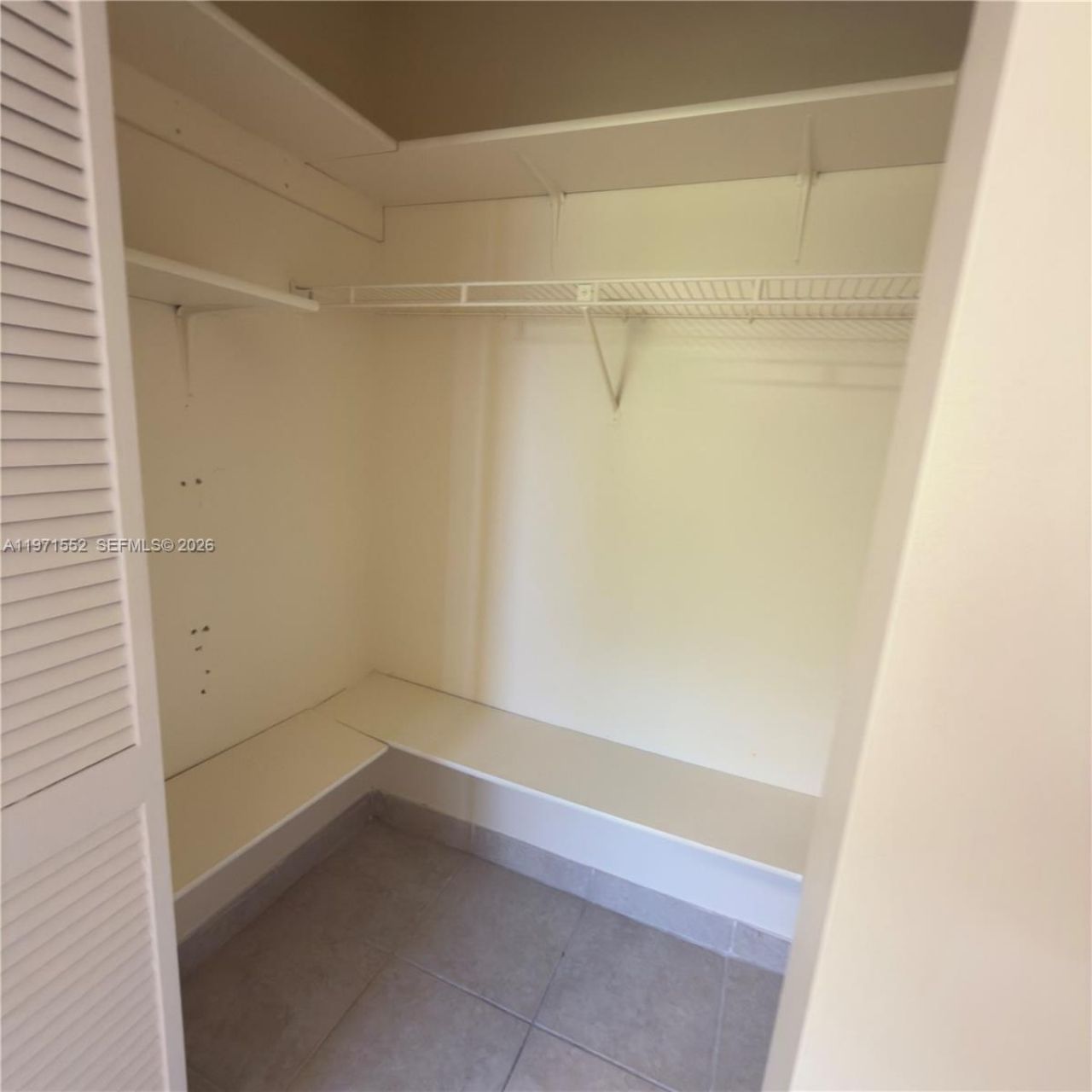 451 NE 136th St, Unit III314, North Miami, FL 33161 Photo