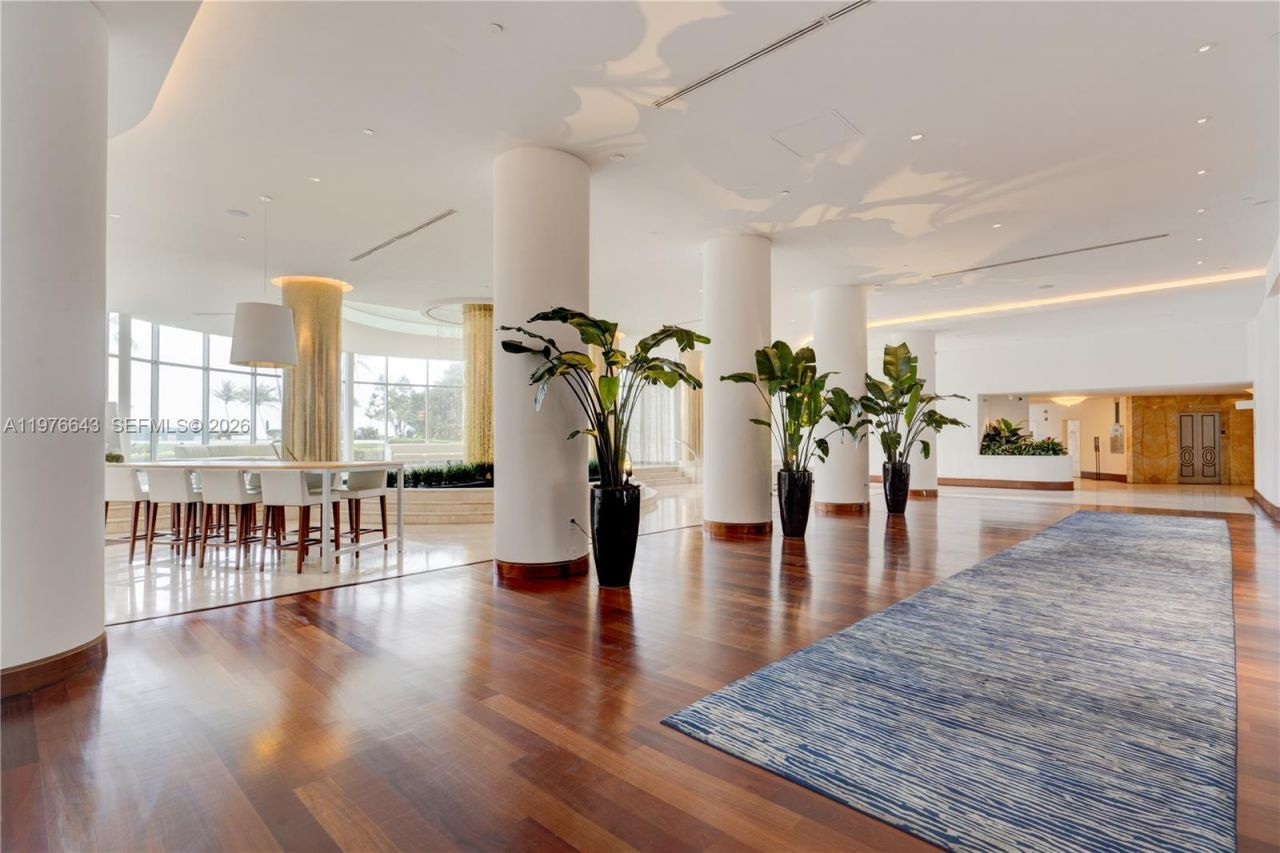 5161 Collins Ave, Unit 516, Miami Beach, FL 33140 Photo