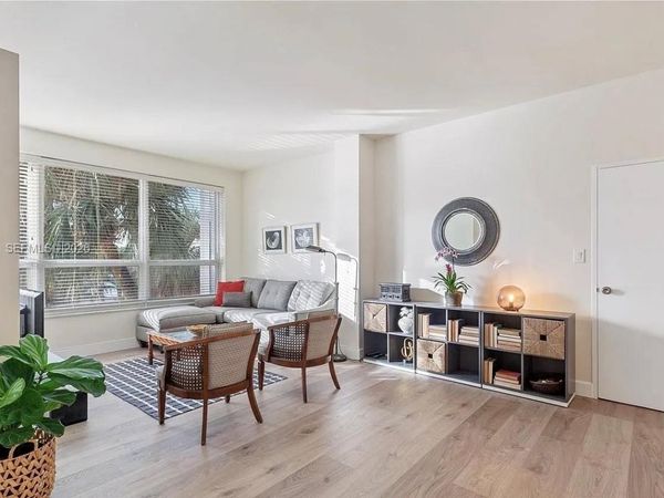 4925 Collins Ave , Unit 2H, Miami Beach, FL 33140