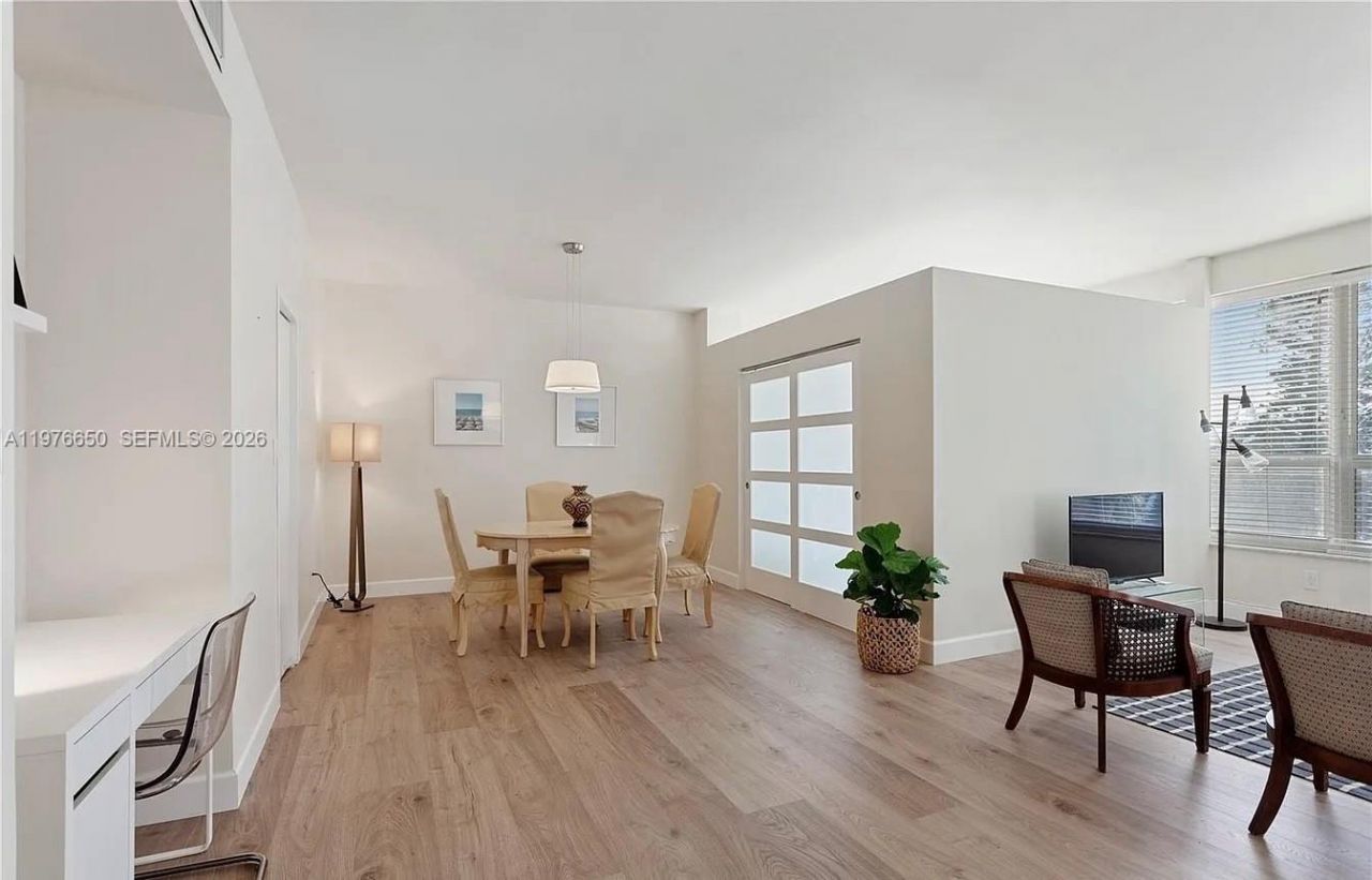 4925 Collins Ave , Unit 2H, Miami Beach, FL 33140 Photo