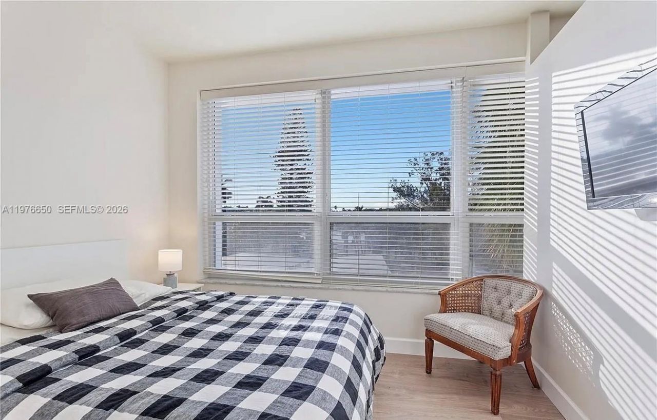 4925 Collins Ave , Unit 2H, Miami Beach, FL 33140 Photo