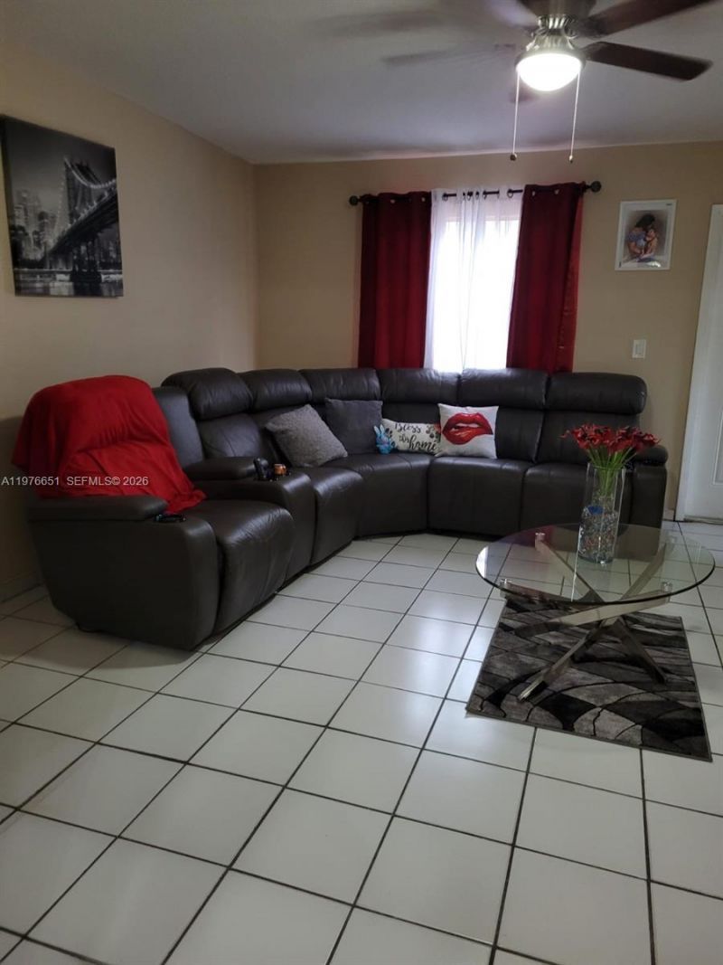 10932 SW 25th St, Miami, FL 33165 Photo