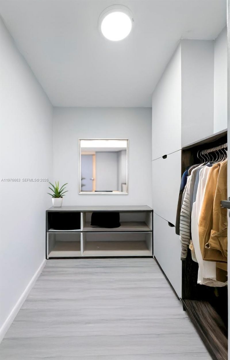 137 Golden Isles Dr , Unit 305, Hallandale Beach, FL 33009 Photo