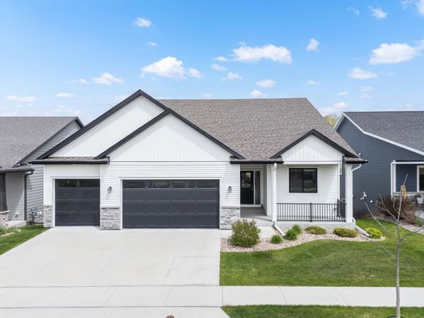 1639 Hadley Creek Drive NE, Rochester, MN 55906