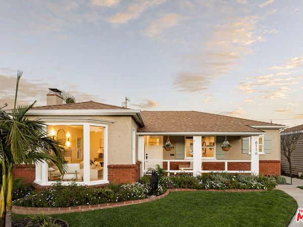 8116 Truxton Avenue, Los Angeles, CA 90045
