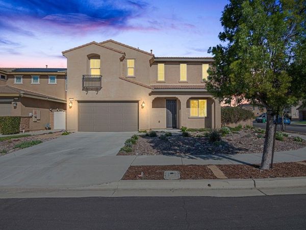 37761 Apache Plume Drive, Murrieta, CA 92563