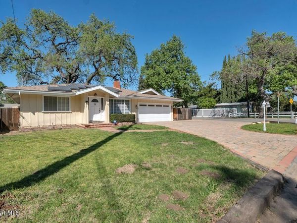 685 Paige Lane, Thousand Oaks, CA 91360