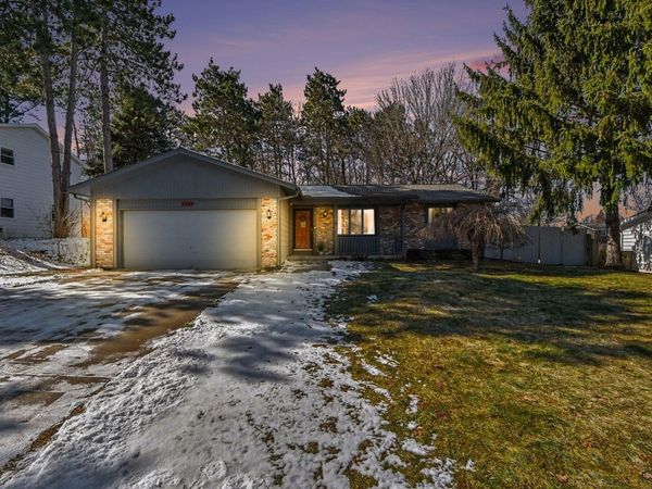 2549 Santigo Avenue SE, Grand Rapids, MI 49546