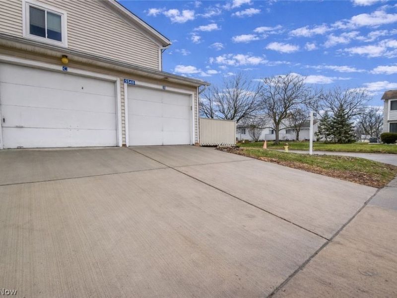 5548 Ivy Court , Unit C, Willoughby, OH 44094 Photo 3