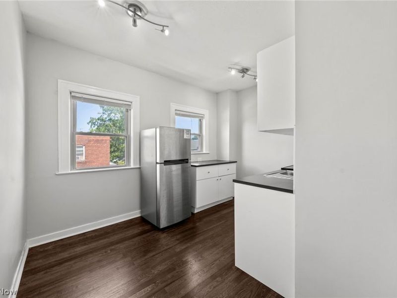 1385 Cranford Avenue, Unit 11, Lakewood, OH 44107 Photo 10