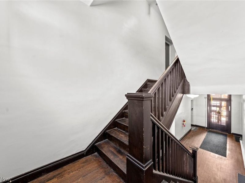 1385 Cranford Avenue, Unit 11, Lakewood, OH 44107 Photo 21